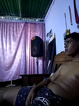 luis230436 online show from April 8, 5:46 pm