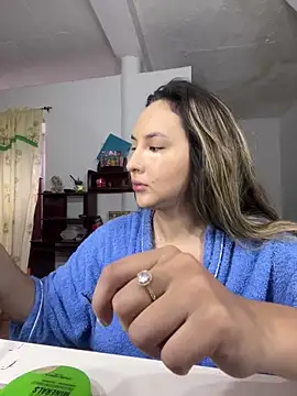 Snapshot of SamanthaVega_ chatting on March 5, 5:31 pm SamanthaVega online show from March 5, 5:31 pm