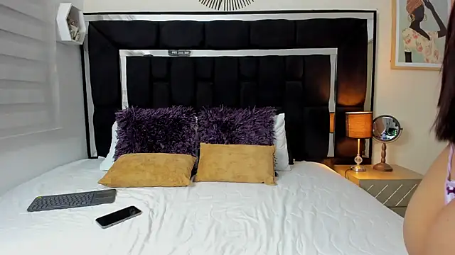 Tiana moon online show from May 15, 2:18 am