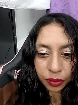 Snapshot of melsylatina chatting on March 29, 6:02 am melsylatina online show from March 29, 6:02 am