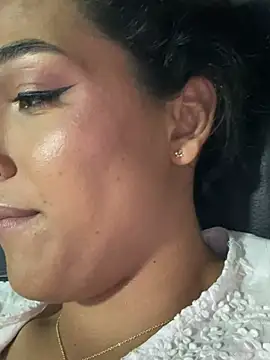 lovee megan online show from March 30, 12:33 am