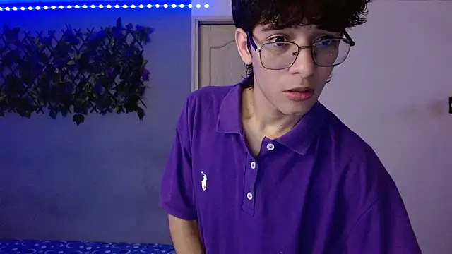 noah millerx online show from March 7, 10:40 pm