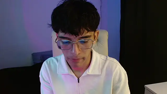 noah millerx online show from July 9, 10:58 pm