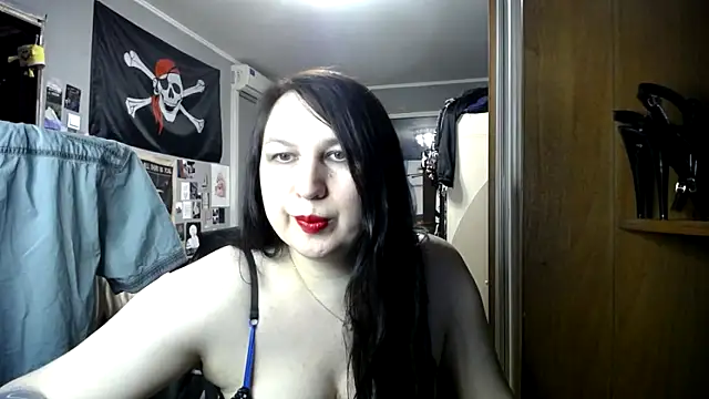 Snapshot of EvaBeautyXx chatting on March 16, 6:45 pm EvaBeautyXx online show from March 16, 6:45 pm