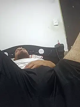 Snapshot of Ozkr777 chatting on April 3, 4:38 pm Ozkr777 online show from April 3, 4:38 pm