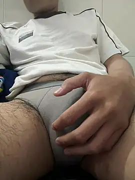 Snapshot of DuckDuyy chatting on March 24, 3:50 pm DuckDuyy online show from March 24, 3:50 pm