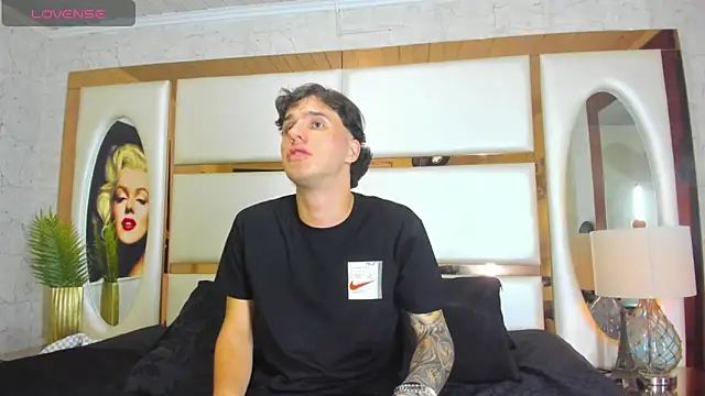 EXCLUSIVE8 online show from March 15, 2:12 pm