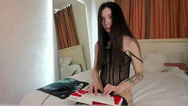 KaylaArt online show from March 4, 5:13 am