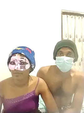 Snapshot of Miss-malika chatting on March 15, 4:35 pm Miss-malika online show from March 15, 4:35 pm