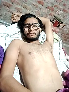 Snapshot of CoralN chatting on March 19, 7:45 am CoralN online show from March 19, 7:45 am