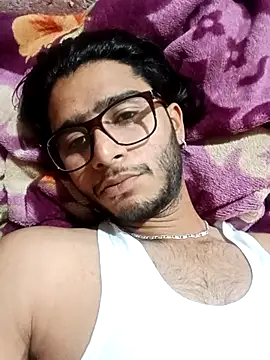 Snapshot of CoralN chatting on March 30, 4:35 am CoralN online show from March 30, 4:35 am