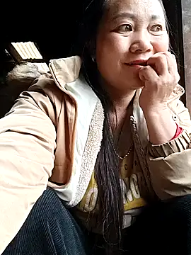 Lindxx-hot online show from May 2, 11:54 pm