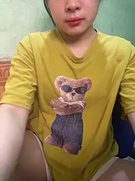 Snapshot of Xoai-cute chatting on April 19, 7:40 am Xoai-cute online show from April 19, 7:40 am
