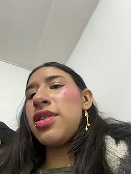 LilyRossi  online show from June 3, 2:33 pm