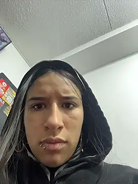 LilyRossi  online show from June 5, 11:38 am