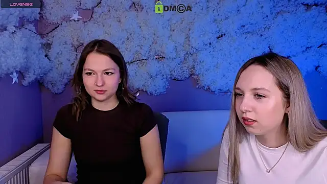 chloe ley online show from April 2, 12:36 pm