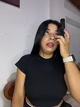 Snapshot of Arianna_Moore chatting on March 27, 1:33 am Arianna Moore online show from March 27, 1:33 am