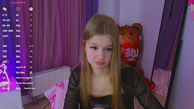 belrinaa online show from March 18, 10:13 pm