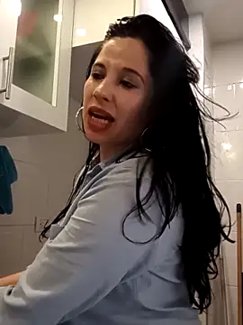 sirena dorada29 online show from March 3, 9:42 pm