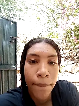 Snapshot of ginevere_20 chatting on March 29, 7:03 pm ginevere 20 online show from March 29, 7:03 pm