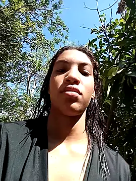 Snapshot of ginevere_20 chatting on March 30, 7:26 pm ginevere 20 online show from March 30, 7:26 pm