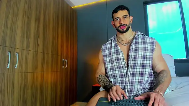 massimo visconti online show from March 19, 3:16 pm