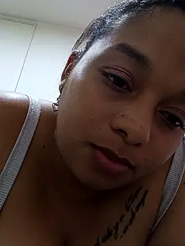 Snapshot of Doll_rihana chatting on May 26, 6:53 am Doll rihana online show from May 26, 6:53 am