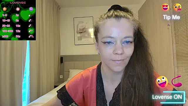 Snapshot of Yana-XX chatting on March 18, 3:26 pm Yana-XX online show from March 18, 3:26 pm