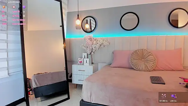 Snapshot of Grace_Williams_ chatting on March 4, 8:04 pm Grace Williams online show from March 4, 8:04 pm