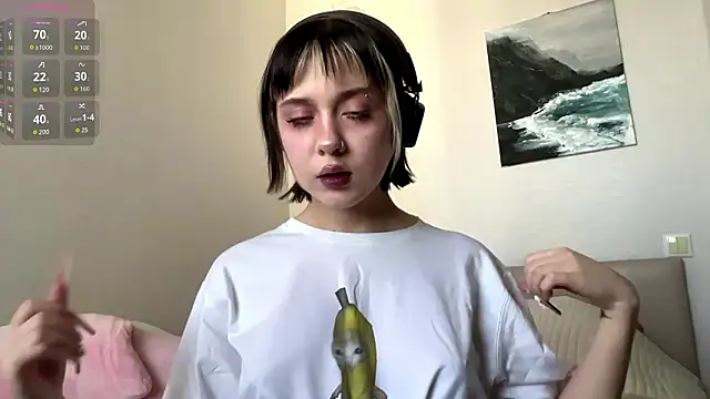 Snapshot of AueshaSimon chatting on March 29, 5:07 am AueshaSimon online show from March 29, 5:07 am