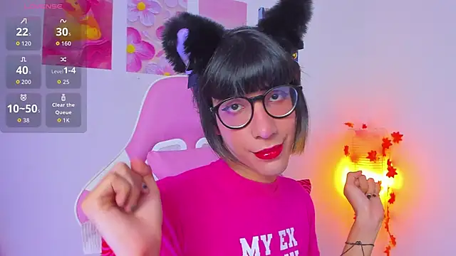 Snapshot of Madeline_21 chatting on March 25, 5:35 am Madeline 21 online show from March 25, 5:35 am