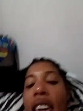 Snapshot of dandarapandorinha29 chatting on April 3, 6:28 pm dandarapandorinha29 online show from April 3, 6:28 pm