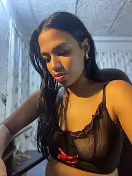 FlorSalvaje  online show from May 15, 12:39 am