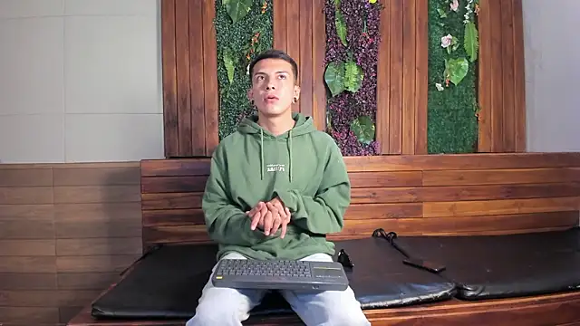 Juanse Colling online show from March 29, 1:11 pm