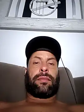 Snapshot of misteriosocam40 chatting on March 18, 6:49 am misteriosocam40 online show from March 18, 6:49 am