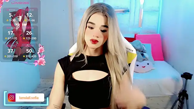 Snapshot of Sophiaa_doll_ chatting on March 26, 3:34 am Sophiaa doll online show from March 26, 3:34 am