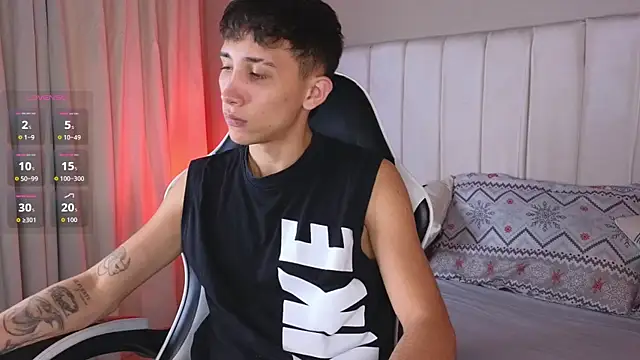 Snapshot of Rome_cortes chatting on March 30, 7:59 pm Rome cortes online show from March 30, 7:59 pm