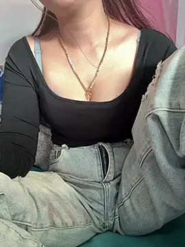 Snapshot of Junyy_k2 chatting on March 30, 2:12 am Junyy k2 online show from March 30, 2:12 am