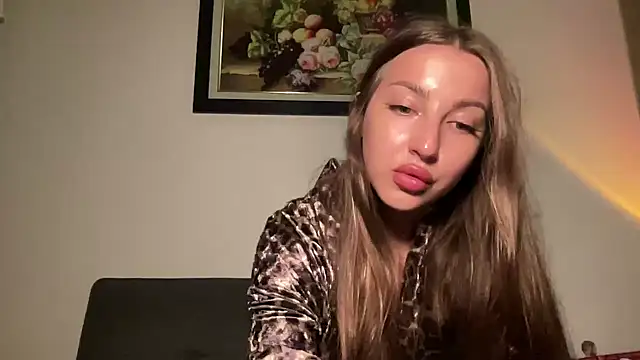 Snapshot of Kit_kata chatting on March 15, 8:37 pm Kit kata online show from March 15, 8:37 pm