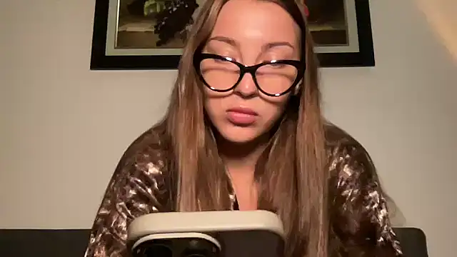 Snapshot of Kit_kata chatting on March 18, 6:55 pm Kit kata online show from March 18, 6:55 pm