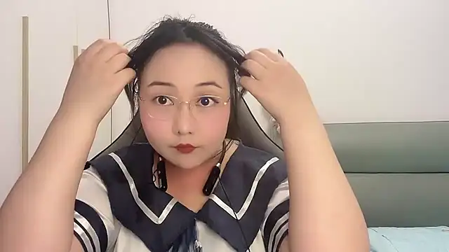 Susu-36E online show from April 27, 8:23 am