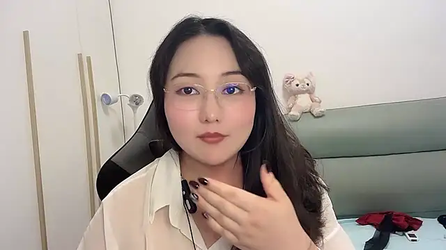Susu-36E online show from April 29, 5:30 pm