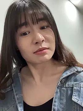 Snapshot of Approve005 chatting on March 28, 3:22 pm Approve005 online show from March 28, 3:22 pm