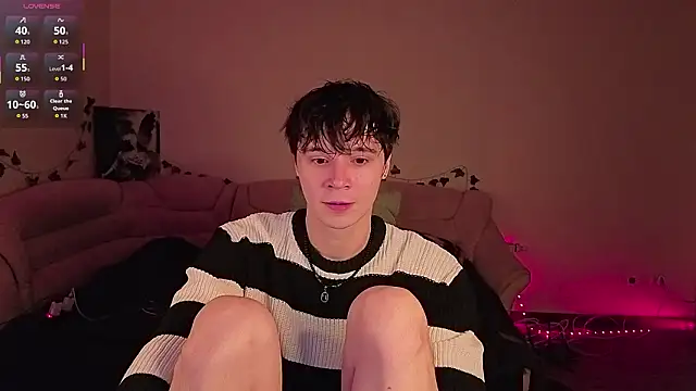 Snapshot of AnthonyCuutie chatting on March 1, 4:47 am AnthonyCuutie online show from March 1, 4:47 am