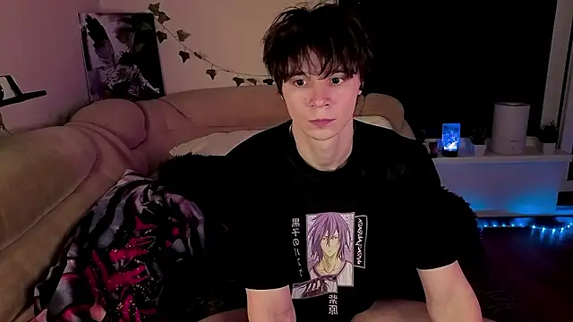 Snapshot of AnthonyCuutie chatting on March 24, 6:24 pm AnthonyCuutie online show from March 24, 6:24 pm