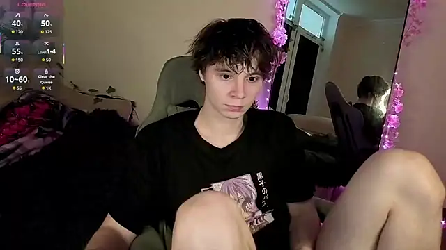 AnthonyCuutie online show from May 10, 4:01 pm