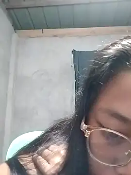 Snapshot of angelpinay44 chatting on March 7, 6:05 pm angelpinay44 online show from March 7, 6:05 pm