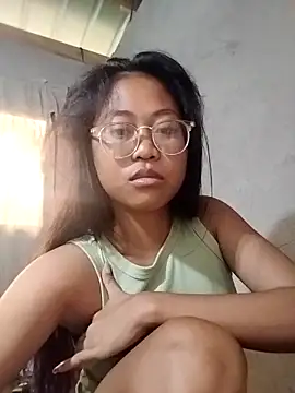 Snapshot of angelpinay44 chatting on March 20, 10:47 pm angelpinay44 online show from March 20, 10:47 pm