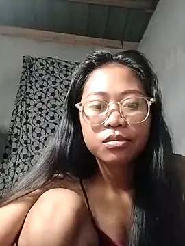 Snapshot of angelpinay44 chatting on March 29, 4:29 pm angelpinay44 online show from March 29, 4:29 pm