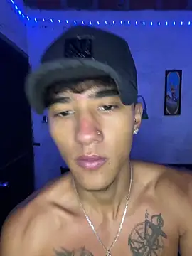 Snapshot of billi_adamzz chatting on March 19, 3:10 am billi adamzz online show from March 19, 3:10 am